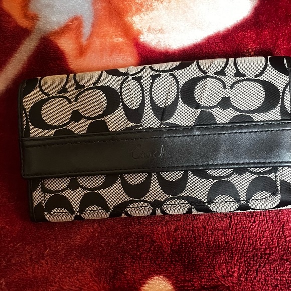 Coach Handbags - Coach wallet